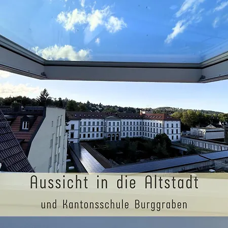 Dachwohnung Im Zentrum Mit Eigener Kueche & Bad Appartement