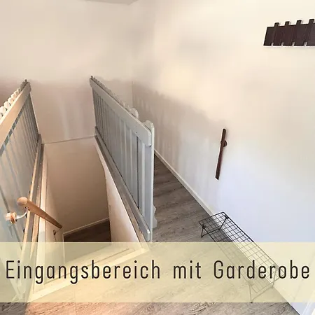 Dachwohnung Im Zentrum Mit Eigener Kueche & Bad Appartement